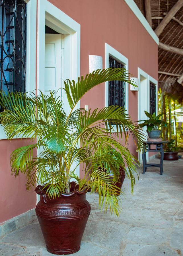 Saffron Garden Malindi Hotel ภายนอก รูปภาพ