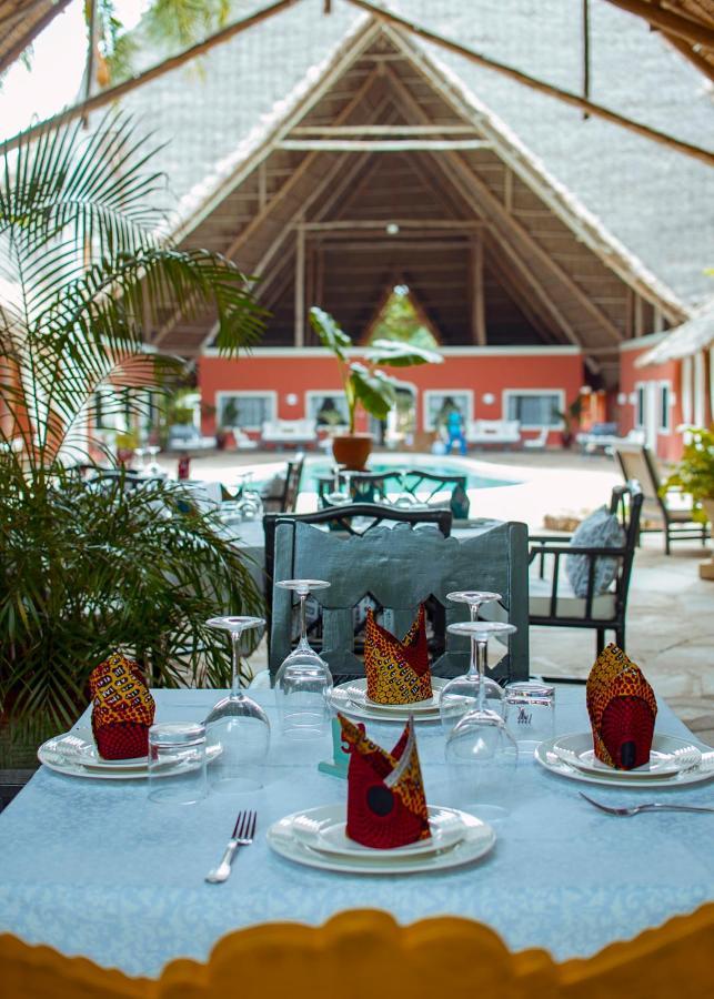 Saffron Garden Malindi Hotel ภายนอก รูปภาพ