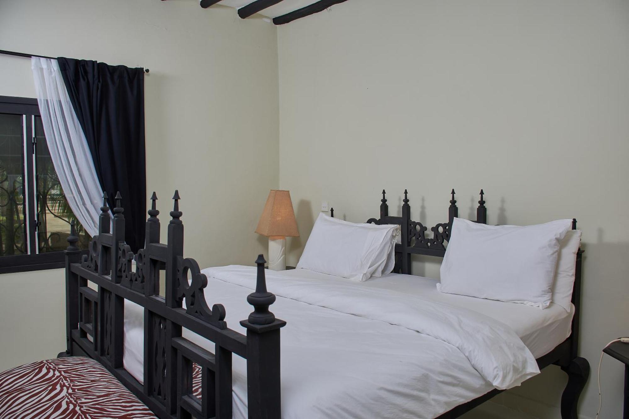 Saffron Garden Malindi Hotel ภายนอก รูปภาพ