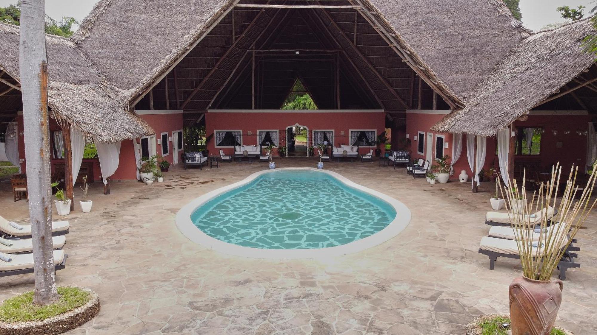 Saffron Garden Malindi Hotel ภายนอก รูปภาพ