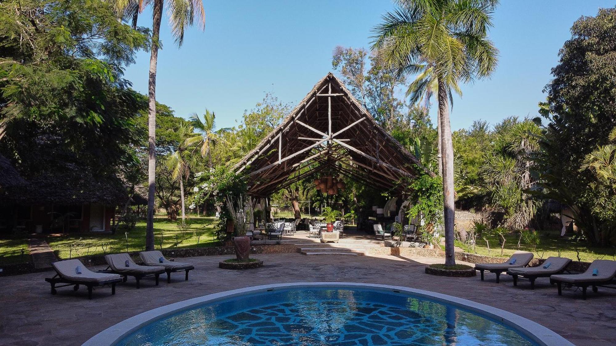 Saffron Garden Malindi Hotel ภายนอก รูปภาพ